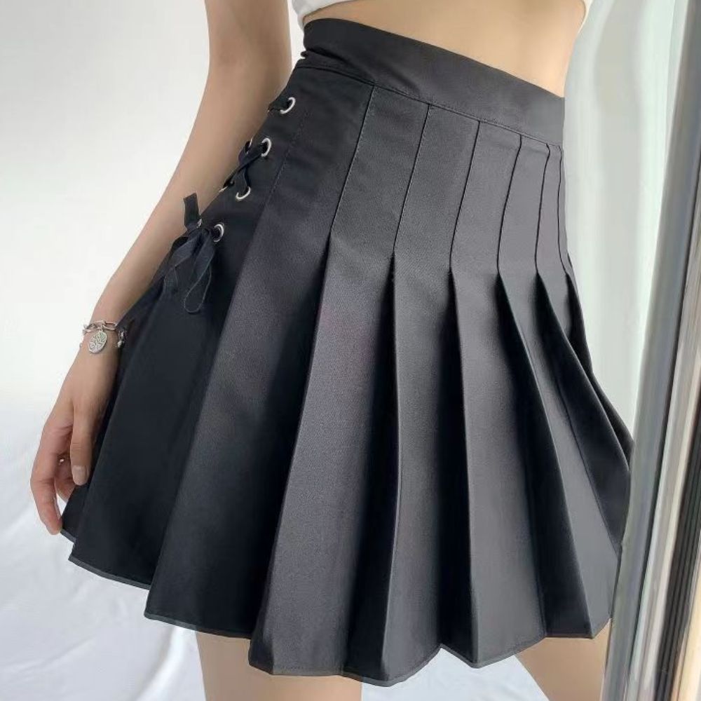Femboy wear a black lace up side pleated skirt