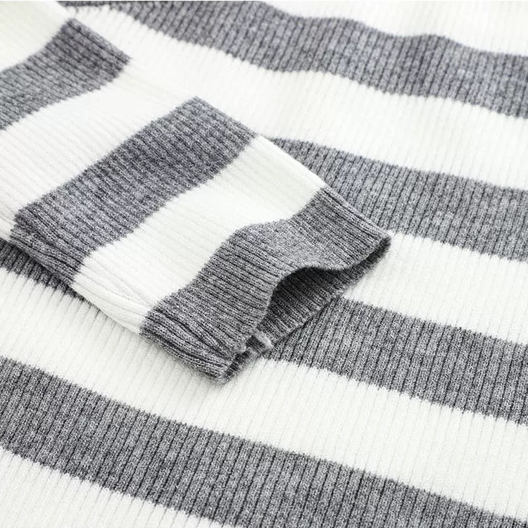Gray And White Striped T-Shirt Long Sleeve Material - Femboy Fashion