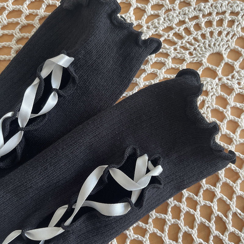 Lace Fingerless Gloves - Femboy Fashion