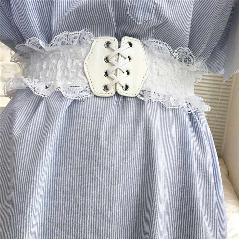 Femboy in White Corset Lace Belt - Femboy Fashion
