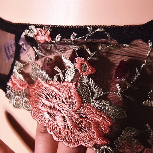 Sissy Floral Lace Pouch Panties Detail - Femboy Fashion