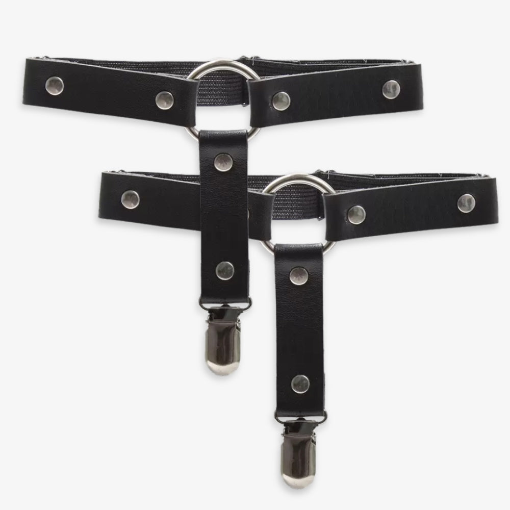 Black leather o ring thigh garters