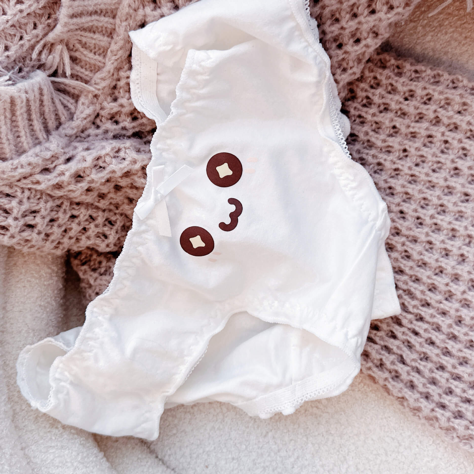 Cute kaomoji panties for femboy