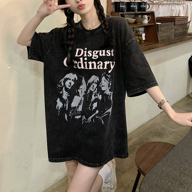 Femboy in Oversize Retro T-Shirt Black - Femboy Fashion