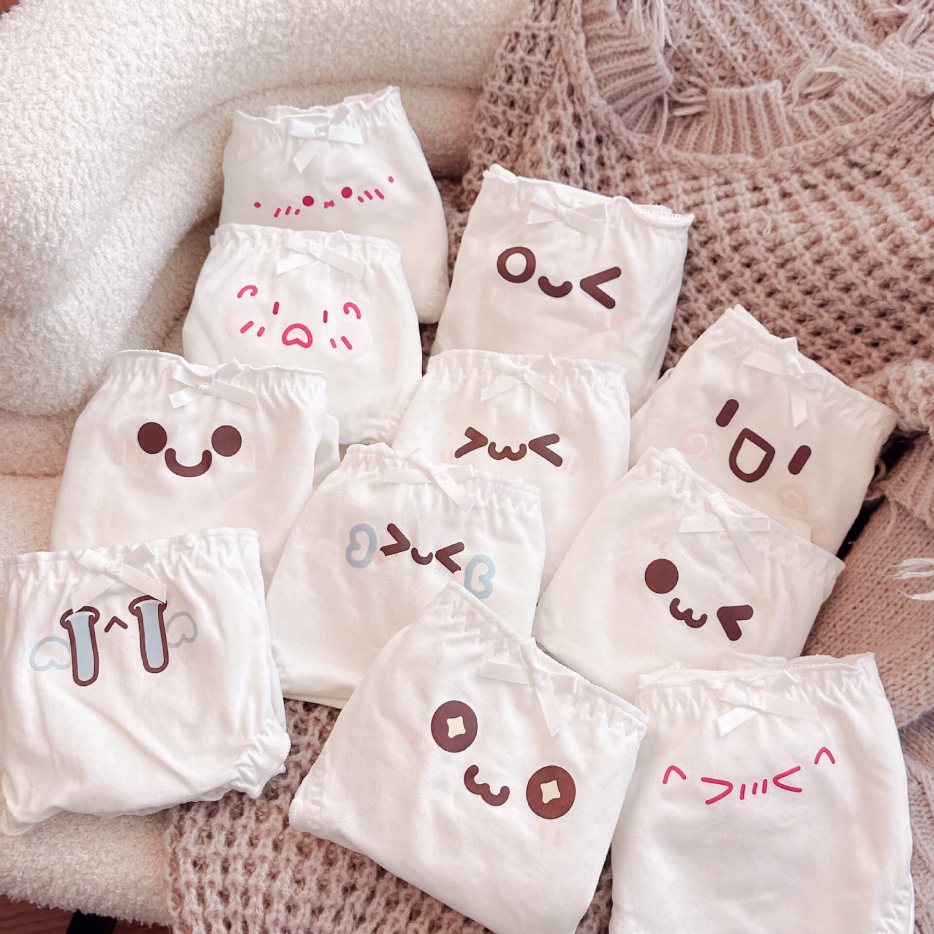 Cute kaomoji panties for femboy