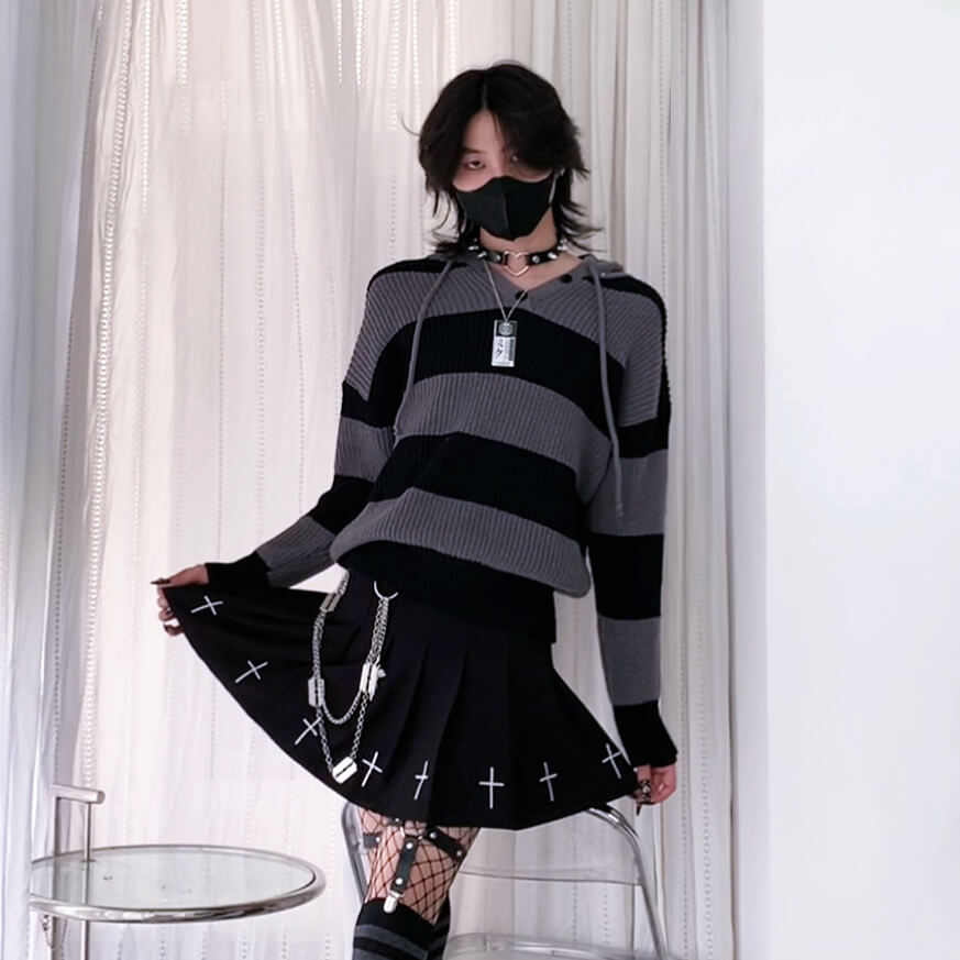 Femboy Wear A Black Pleated Skirt With Cross - Femboy Fashion