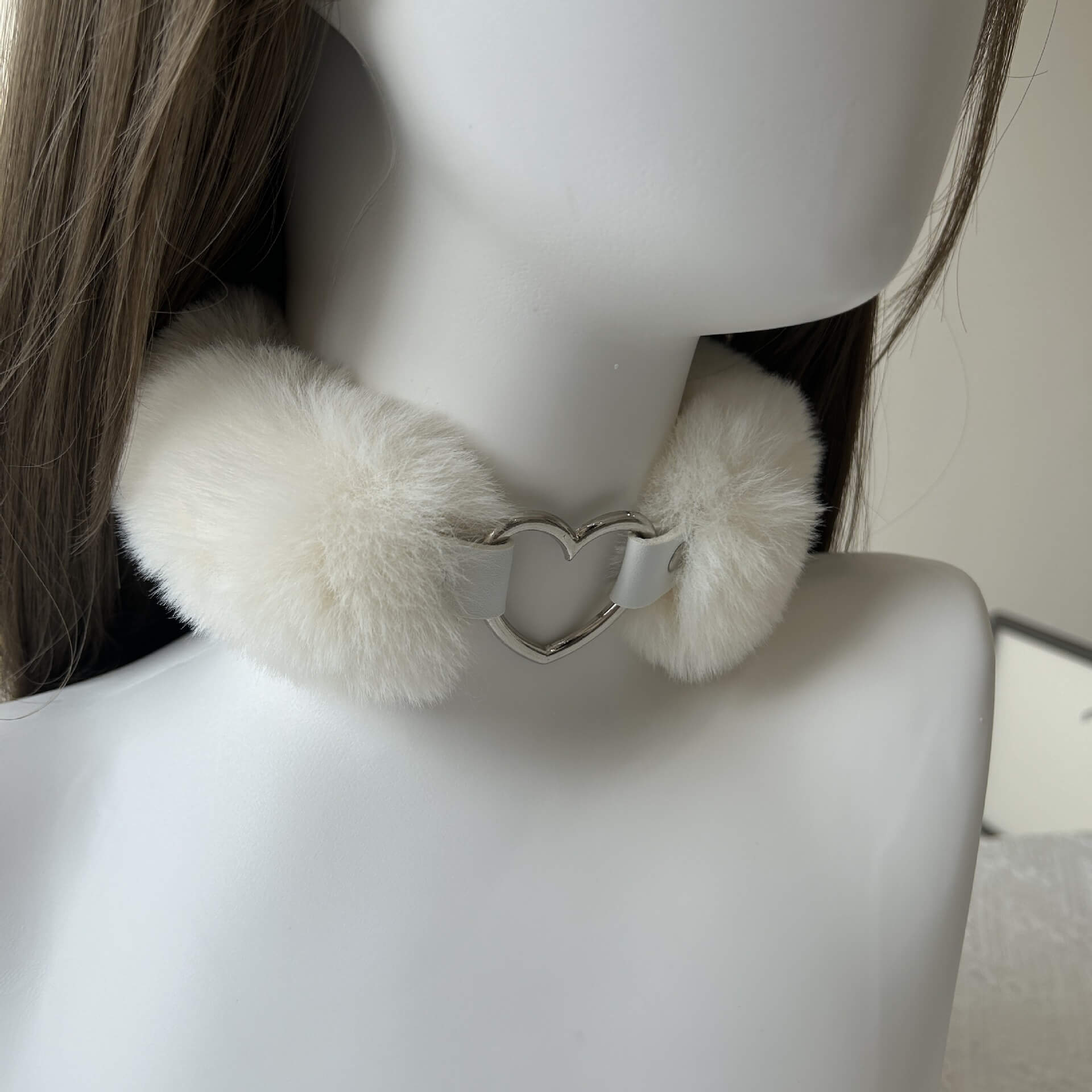 Femboy wear cute sexy fur heart choker