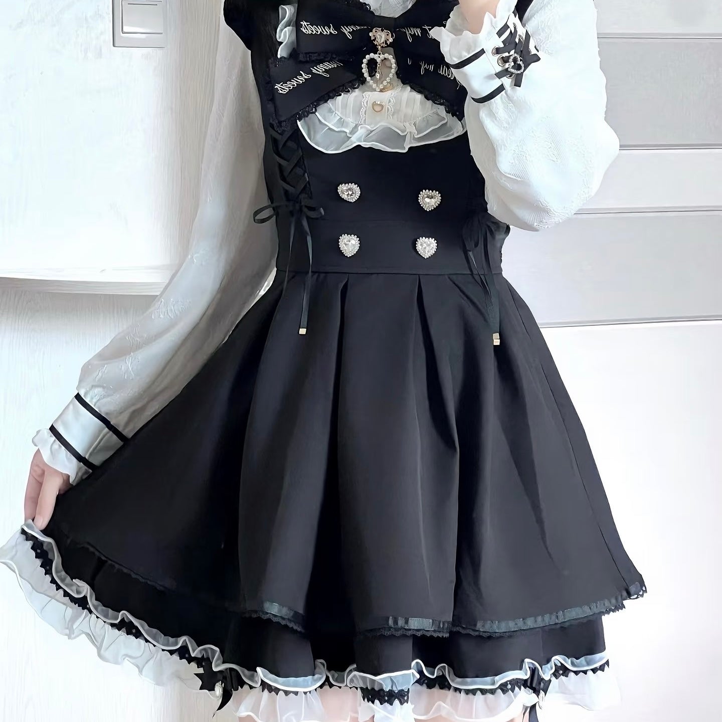 Femboy wear a jirai kei black dress set