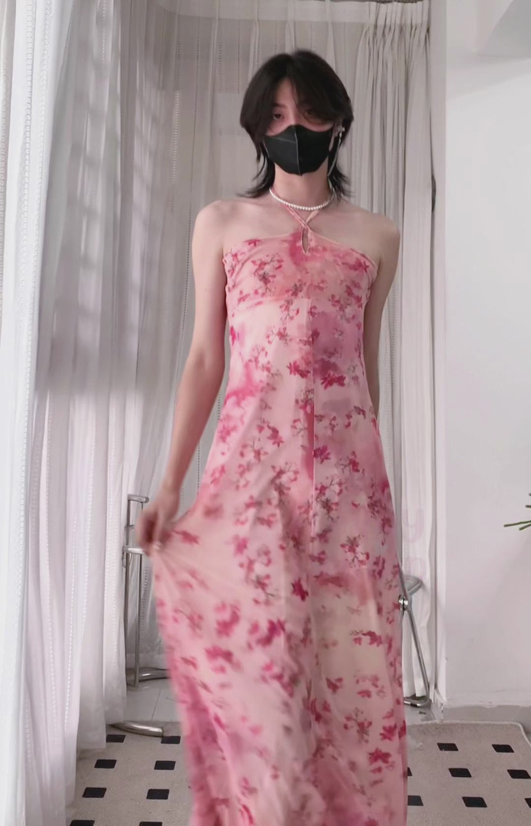 Femboy wear a pink dress