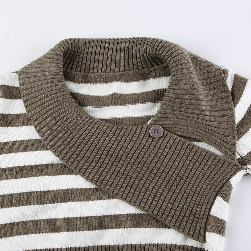 Ribbed knit asymmetric button pullover detail