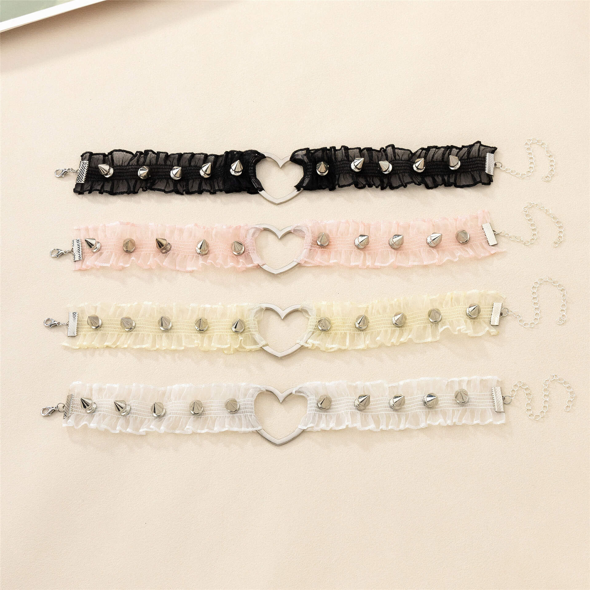 Punk Lace Choker With Heart - Femboy Fashion