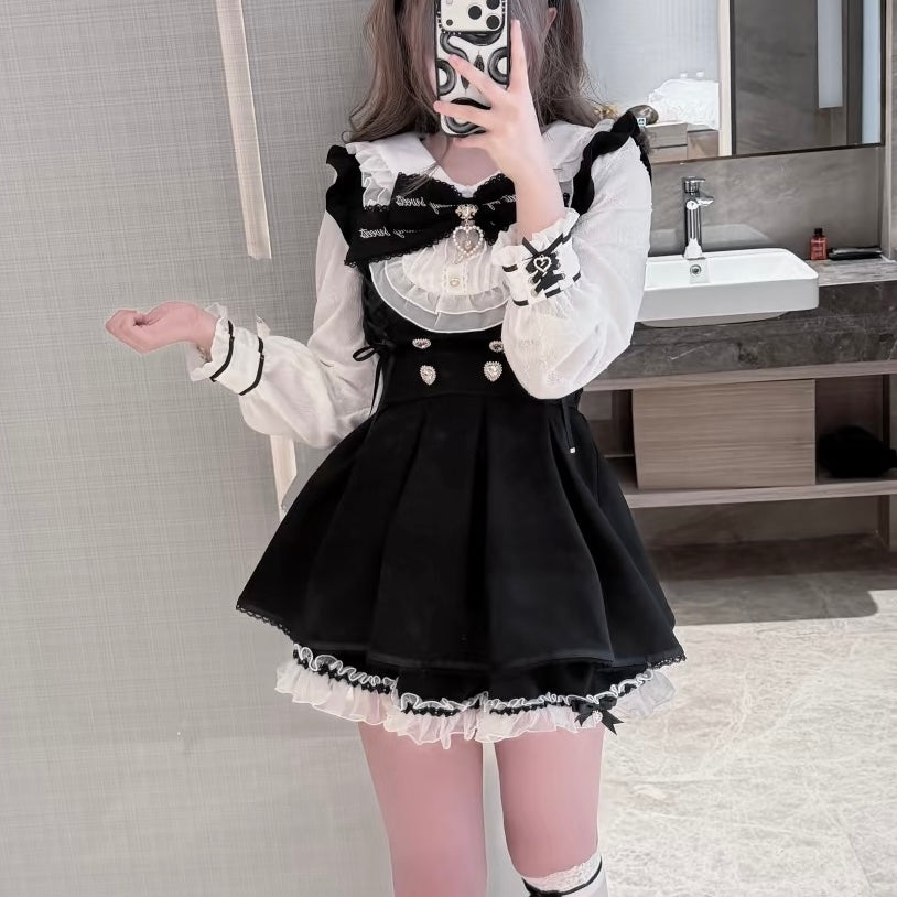 Femboy wear a jirai kei black dress set