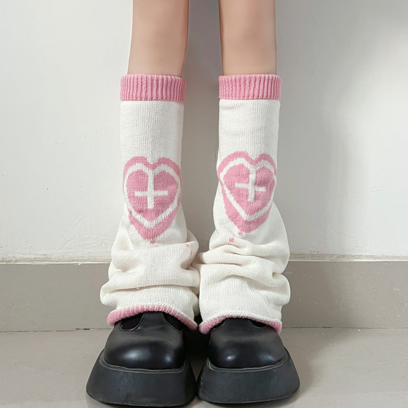 Slimfit knitted heart leg warmers