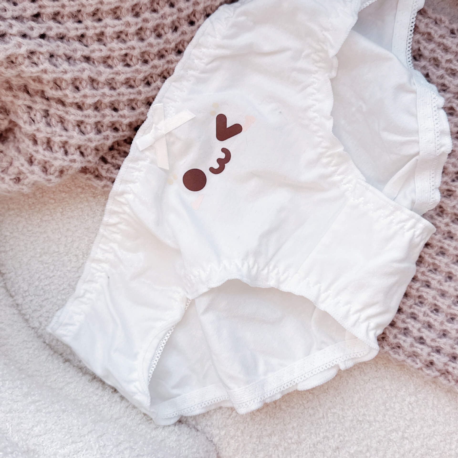 Cute kaomoji panties for femboy